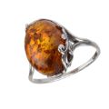 Oval Baltic honey amber ring set in 925 sterling silver with natural amber inclusions