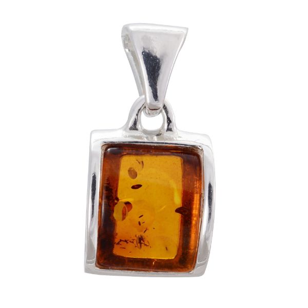Baltic Amber Pendant "Lottie"
