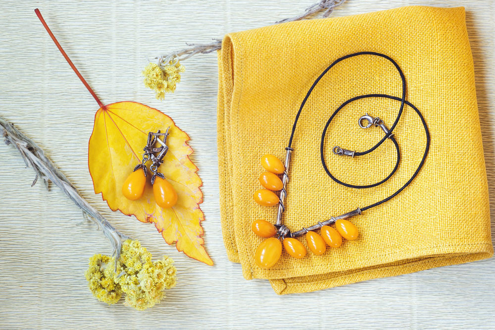 Butterscotch Amber Set