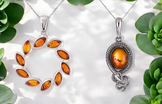 Show products in category Amber Pendants Amethyst Rings
